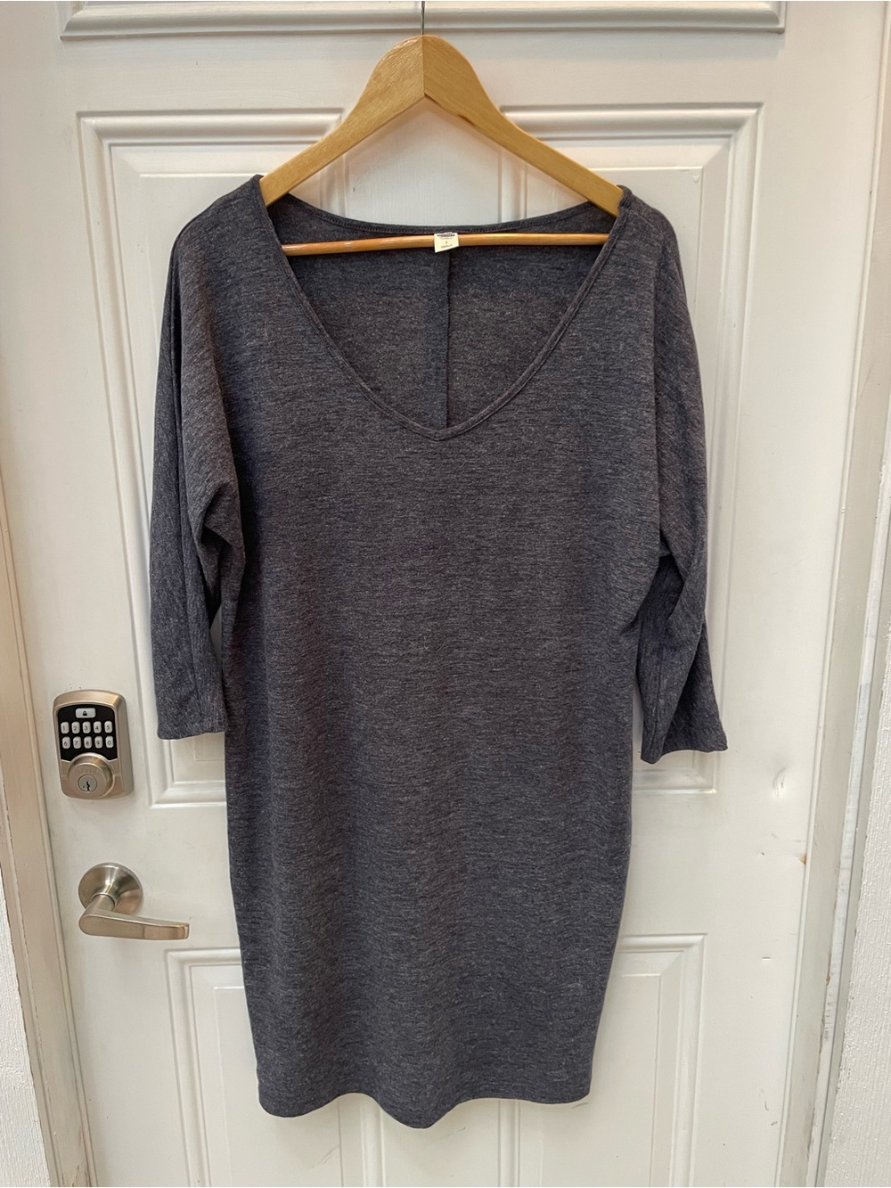 Old Navy charcoal navy V-Neck Long Sleeve Shift Dress